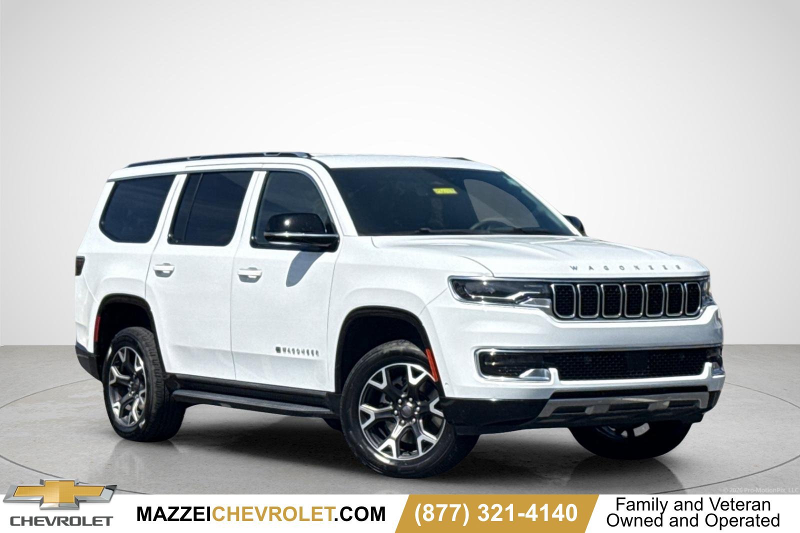 Used 2024 Jeep Wagoneer Series III AWD/4WD image 1
