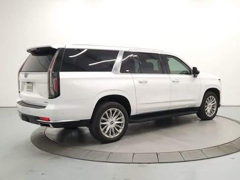 Used 2021 Cadillac Escalade ESV Premium Luxury AWD/4WD image 7