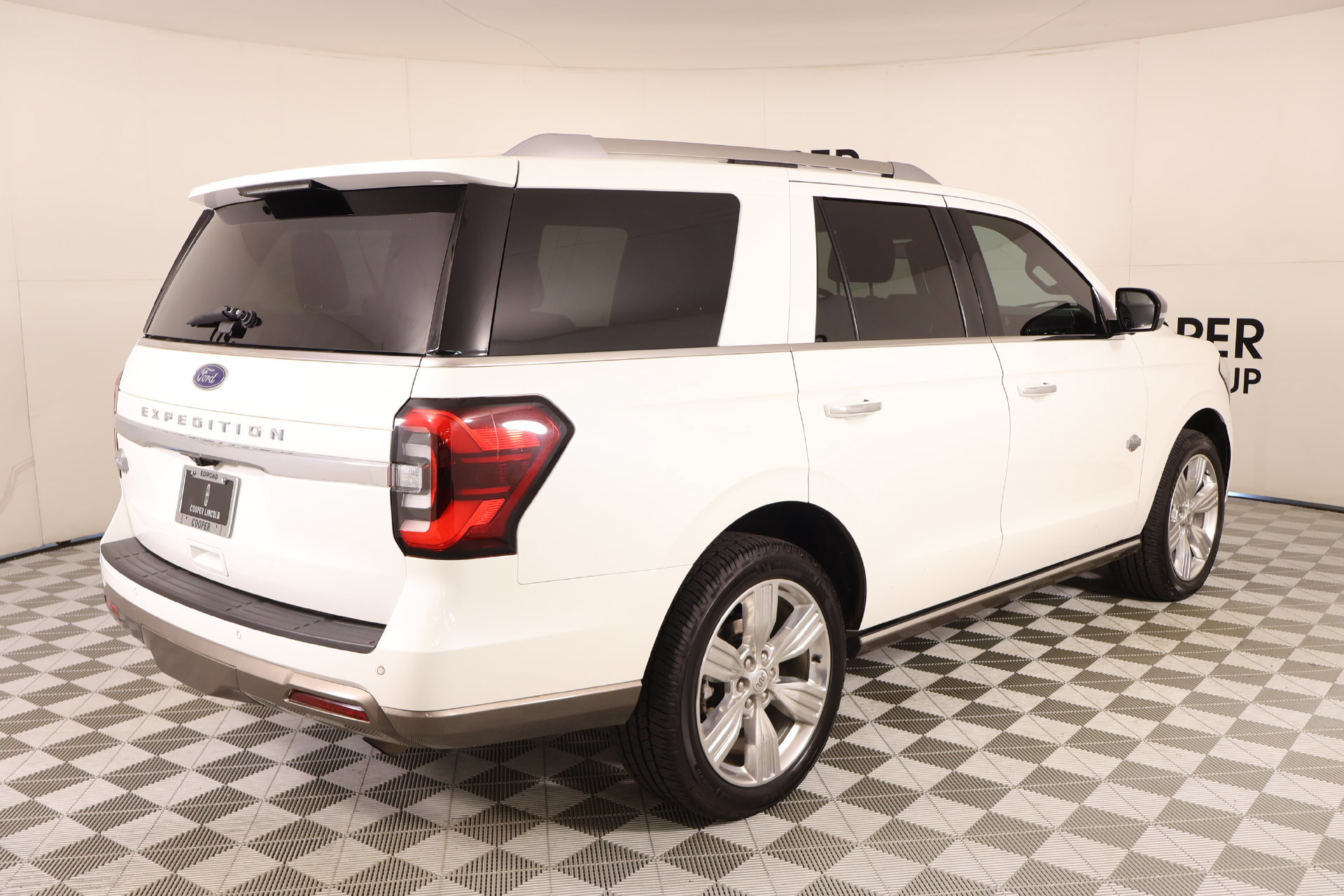 Used 2022 Ford Expedition King Ranch AWD/4WD image 22