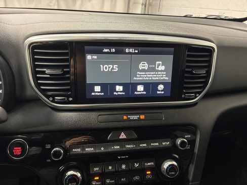 Used 2022 Kia Sportage EX image 17