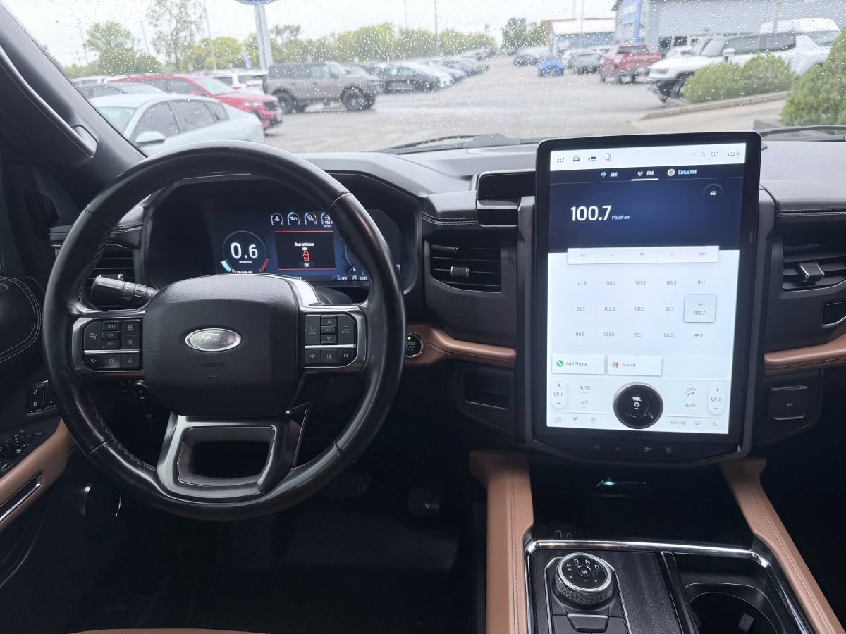 Used 2022 Ford Expedition Max Platinum AWD/4WD image 11