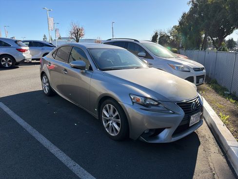 Used 2015 Lexus IS 250 image 1