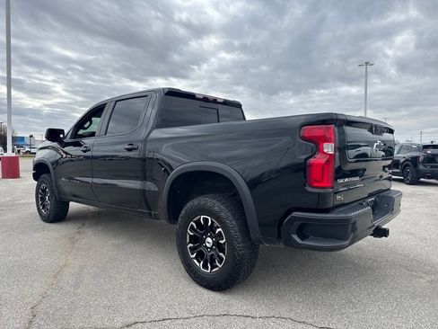 Used 2023 Chevrolet Silverado 1500 ZR2 w/ Technology Package image 4