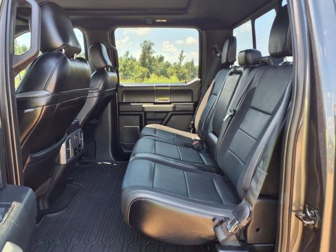 Used 2019 Ford F150 Raptor w/ Equipment Group 802A Luxury image 10