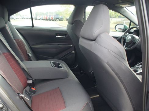 Used 2026 Toyota Corolla SE FWD image 19