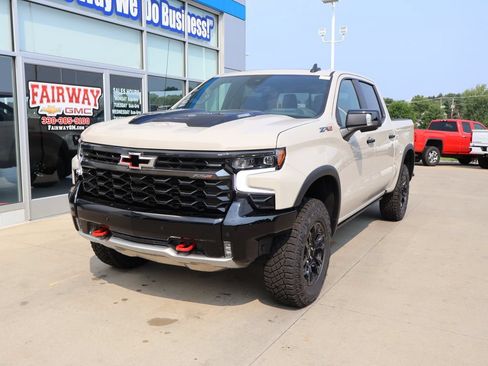 New 2026 Chevrolet Silverado 1500 ZR2 w/ LPO, Dark Essentials Package AWD/4WD image 6