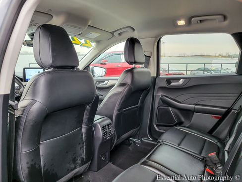 Used 2022 Ford Escape SEL image 11