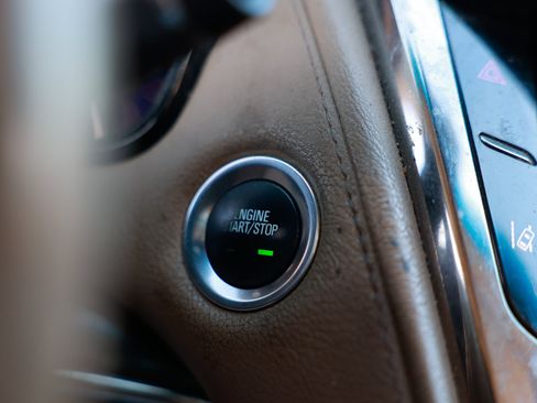 Used 2014 Cadillac CTS Luxury image 28