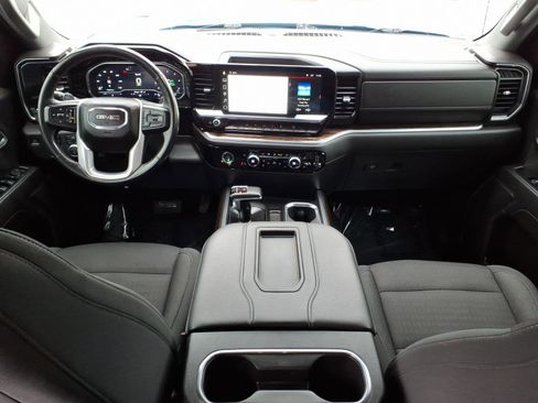Used 2022 GMC Sierra 1500 Elevation w/ X31 Off-Road Package image 11