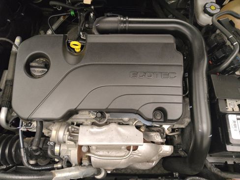 Used 2022 Chevrolet Malibu LS FWD image 30