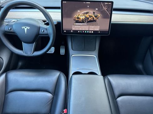 Used 2022 Tesla Model Y Performance AWD/4WD image 13