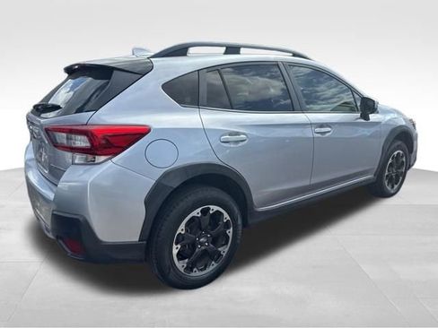 Used 2021 Subaru Crosstrek 2.0i Premium image 5