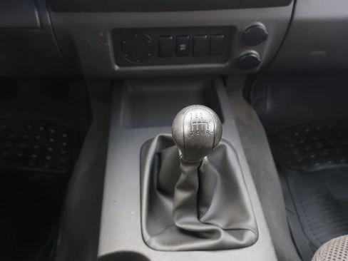 Used 2007 Nissan Xterra X image 16