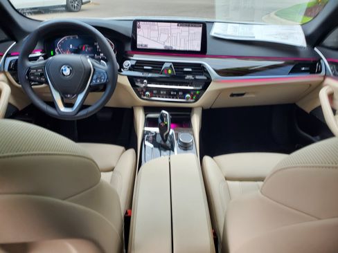 Certified 2023 BMW 530i xDrive w/ Premium Package AWD/4WD image 30