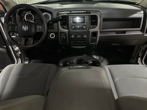 Used 2018 RAM 3500 Tradesman w/ Chrome Appearance Group image 21