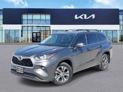 Used 2020 Toyota Highlander XLE