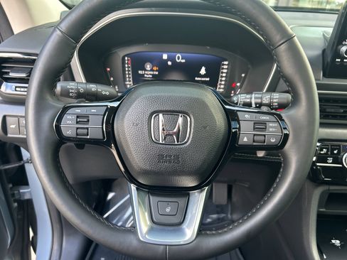 Used 2023 Honda Pilot Elite image 21