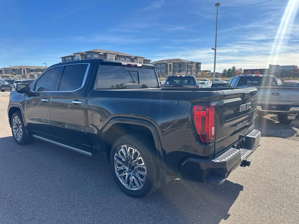 Used 2025 GMC Sierra 1500 Denali Ultimate AWD/4WD image 4