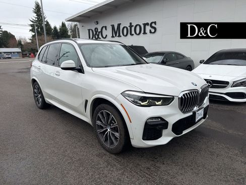 Used 2019 BMW X5 xDrive40i w/ M Sport Package image 1