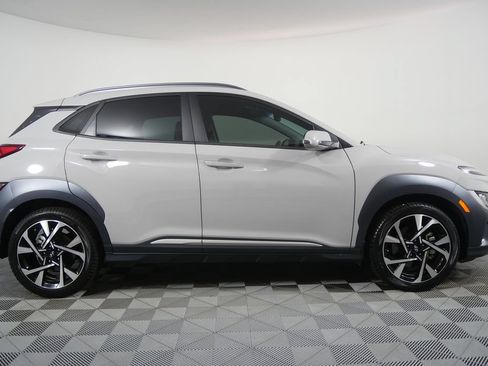 Used 2023 Hyundai Kona Limited FWD image 2