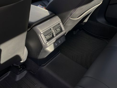 Used 2023 Honda Accord EX-L image 27