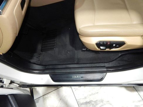 Used 2017 BMW X3 xDrive28i image 14