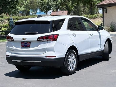Used 2023 Chevrolet Equinox LT FWD image 5