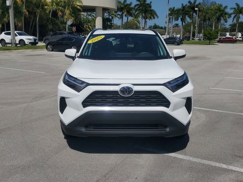 Certified 2025 Toyota RAV4 XLE FWD image 8