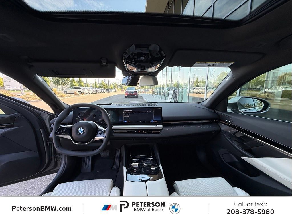 Used 2024 BMW 530i w/ Premium Package RWD image 19
