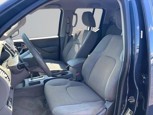 Used 2015 Nissan Frontier SV AWD/4WD image 25
