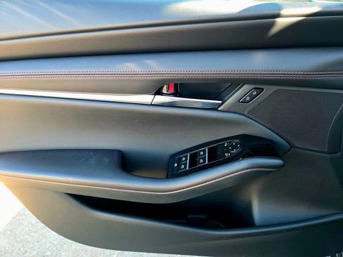 New 2026 MAZDA MAZDA3 Carbon image 19