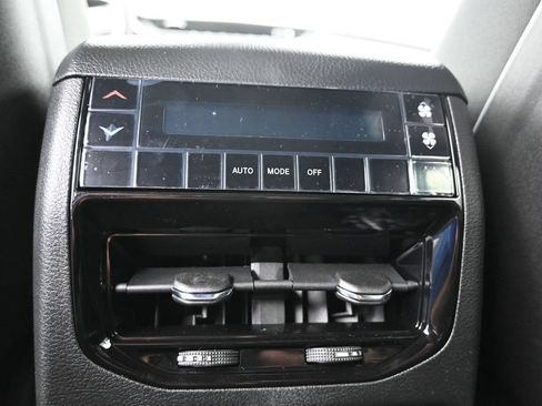 New 2026 Jeep Grand Cherokee L 4WD image 22