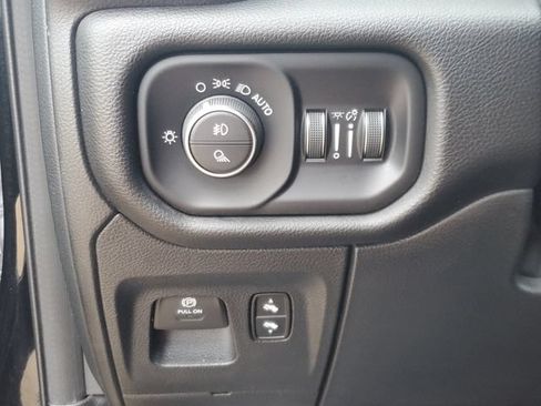 Used 2025 RAM 1500 Laramie AWD/4WD image 20
