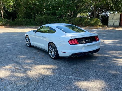 Used 2018 Ford Mustang GT Premium RWD image 7