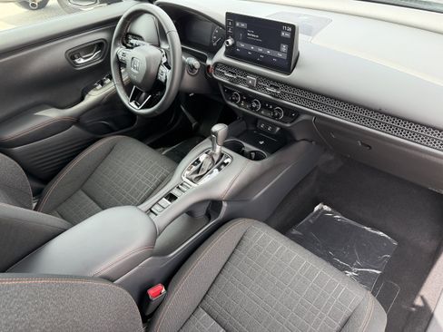 Used 2026 Honda HR-V Sport image 13