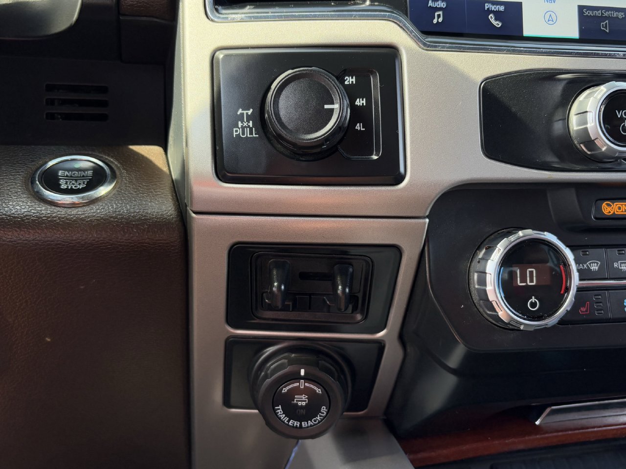 Used 2022 Ford F250 King Ranch w/ King Ranch Ultimate Package AWD/4WD image 22