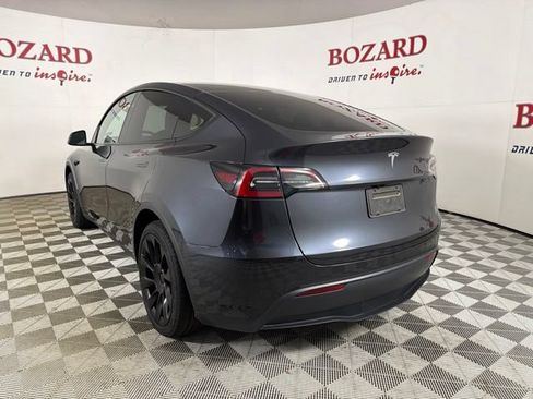 Used 2024 Tesla Model Y 2WD image 6
