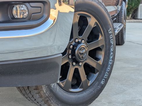 Used 2024 RAM 2500 Big Horn w/ Bed Utility Group image 32