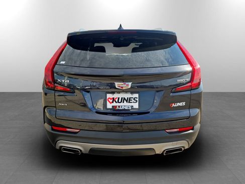 Used 2023 Cadillac XT4 Premium Luxury image 7