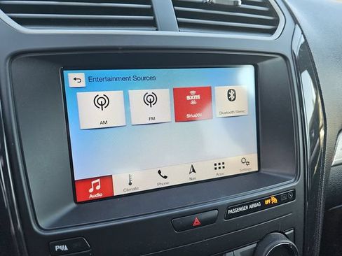 Used 2019 Ford Explorer XLT w/ Equipment Group 202A FWD image 19