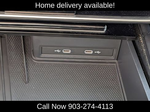 Used 2025 Volkswagen Atlas SE AWD/4WD image 16