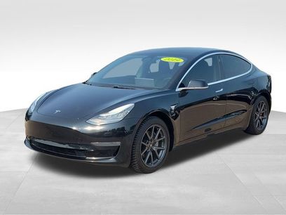 Used 2019 Tesla Model 3 Mid Range