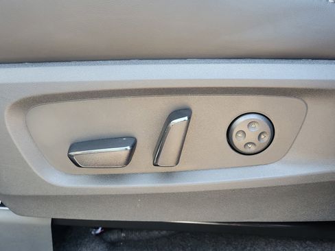 Used 2026 INFINITI QX60 Sport w/ Dark Cargo Package image 23