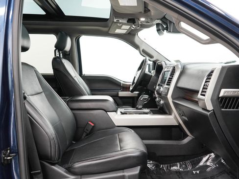 Used 2016 Ford F150 Lariat w/ Equipment Group 502A Luxury AWD/4WD image 11