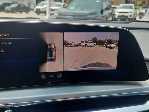 Certified 2023 Cadillac Lyriq AWD image 18