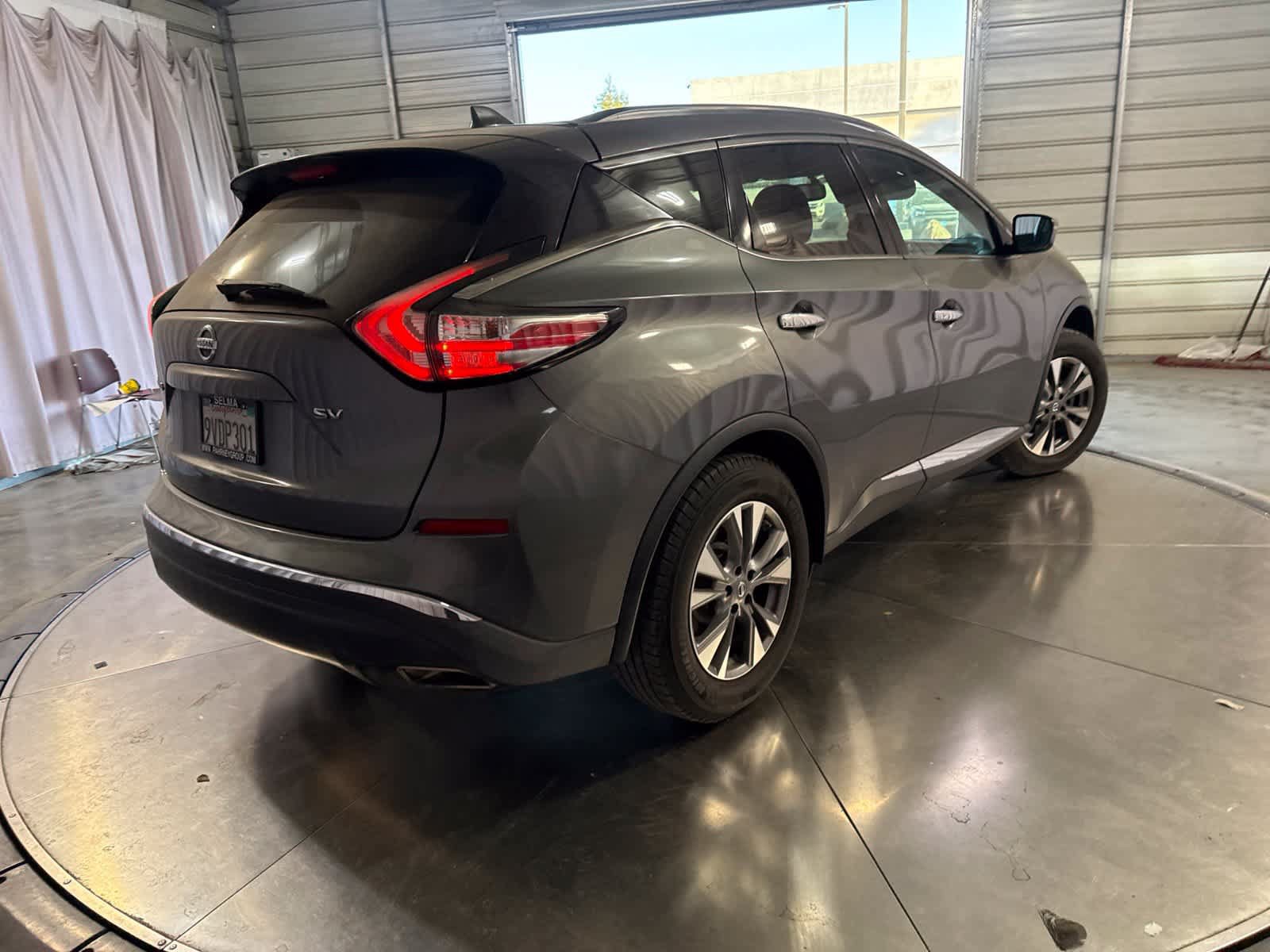 Used 2018 Nissan Murano SV FWD image 4