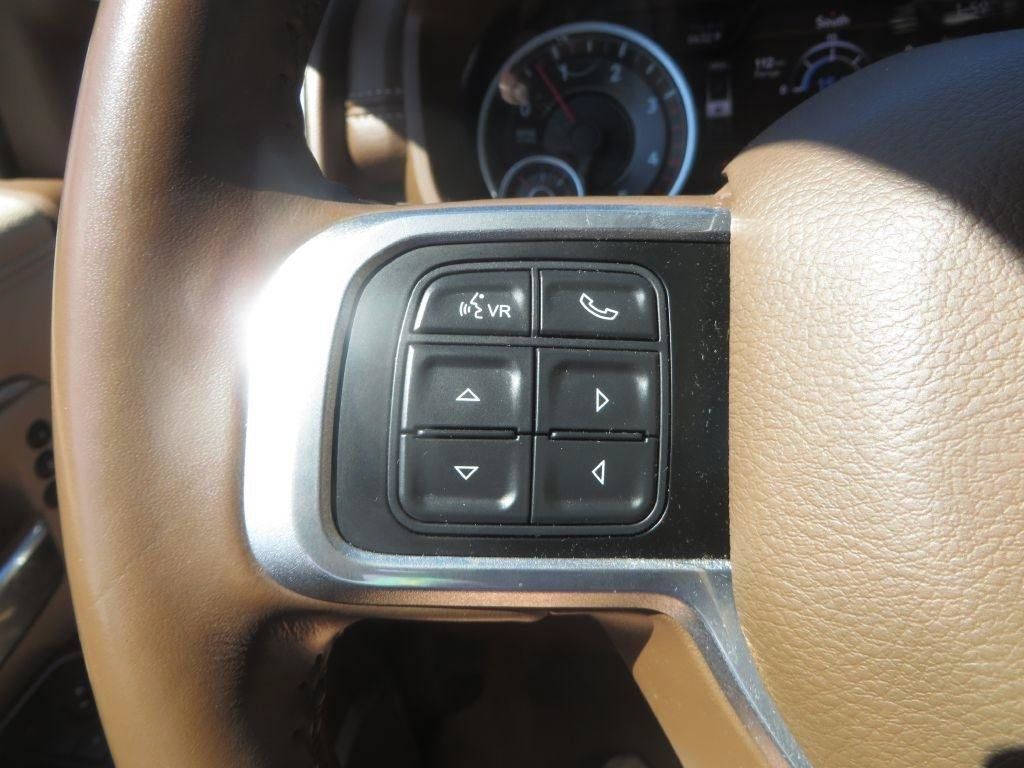 Used 2022 RAM 2500 Laramie AWD/4WD image 17