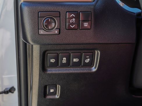 Used 2021 Lexus GX 460 Premium w/ Premium Plus Package AWD/4WD image 18