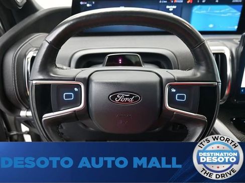 Certified 2025 Ford Expedition Platinum w/ Stealth Appearance Package AWD/4WD image 33
