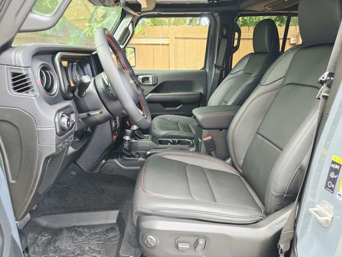 New 2026 Jeep Wrangler Unlimited Rubicon 392 w/ Quick Order Package 27X Moab AWD/4WD image 15